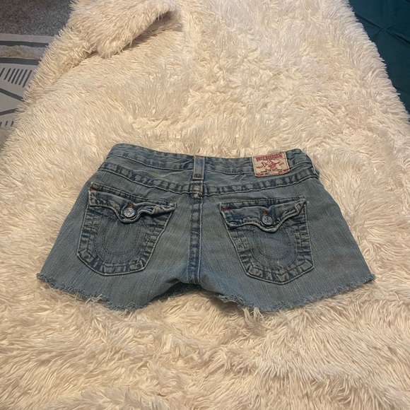 SOLD True Religion Jean Cut Off Shorts Size 29 - Picture 5 of 7